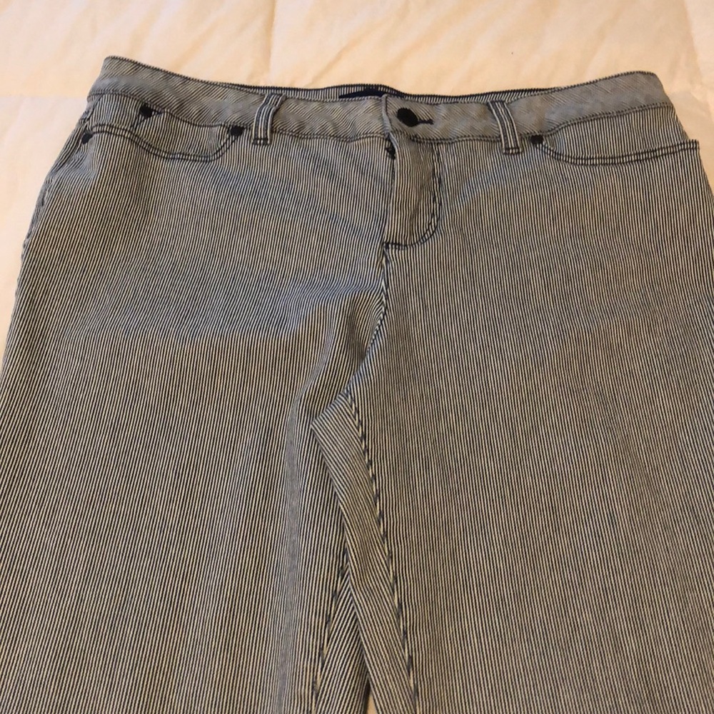Talbots five pocket jeans black and white 10 P